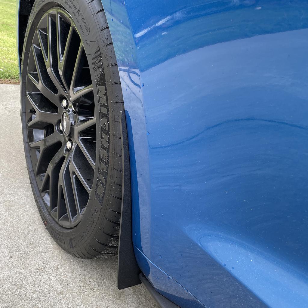 Red/Black Mud Flaps For Ford Mustang GT V6 Ecoboost GT500 GT350 GT-S CS Shelby Pony Mach-E GT Mudflaps Splash Guards