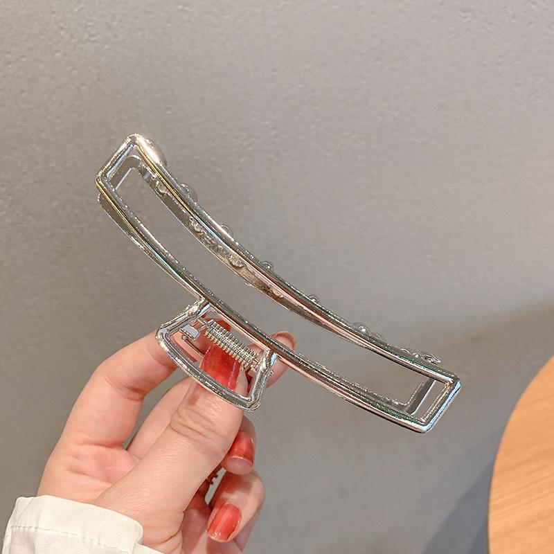 High-End Metal Shark Hair Clip - Elegant Hairpin Bow Accessory