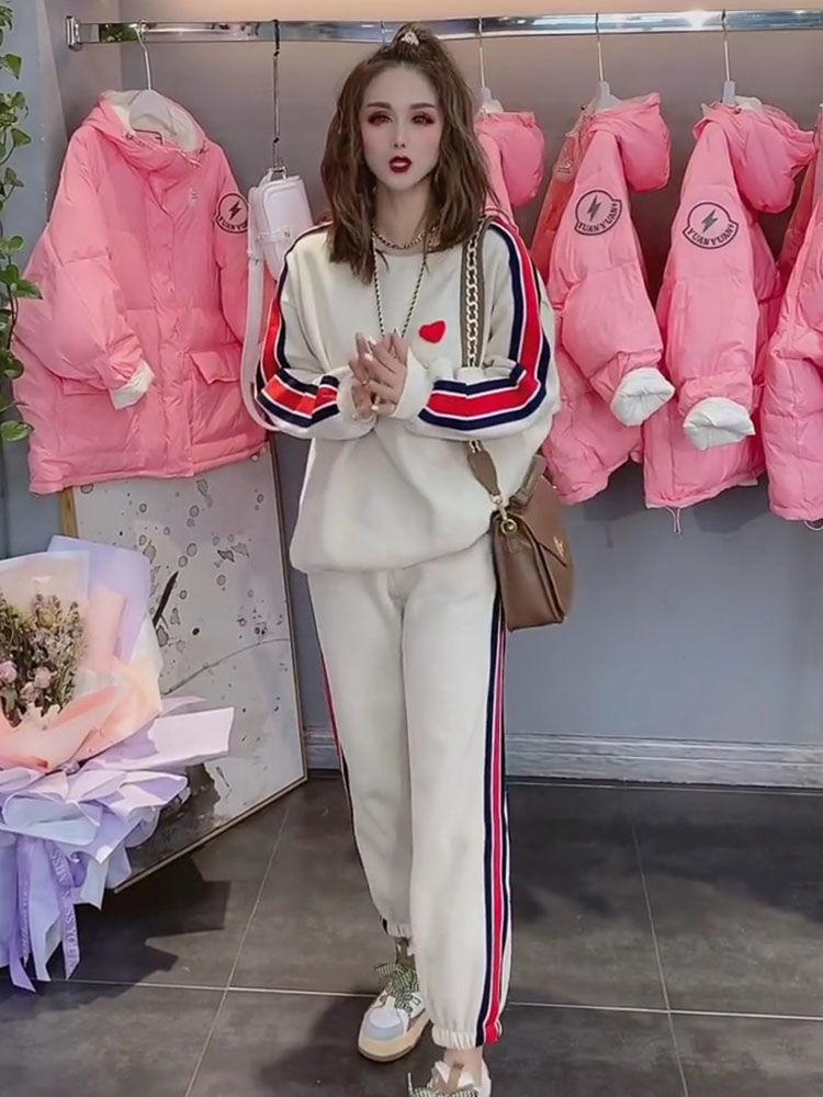 Women's Plus Size Casual Sports Set: 2025 Autumn/Winter Fashionable Loose Two-Piece for Commuting