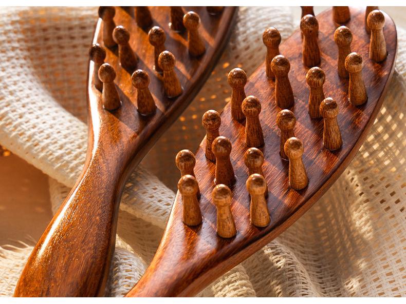 Golden Sandalwood Multi-Functional Massage Comb: Unisex Scalp Dredging Tool