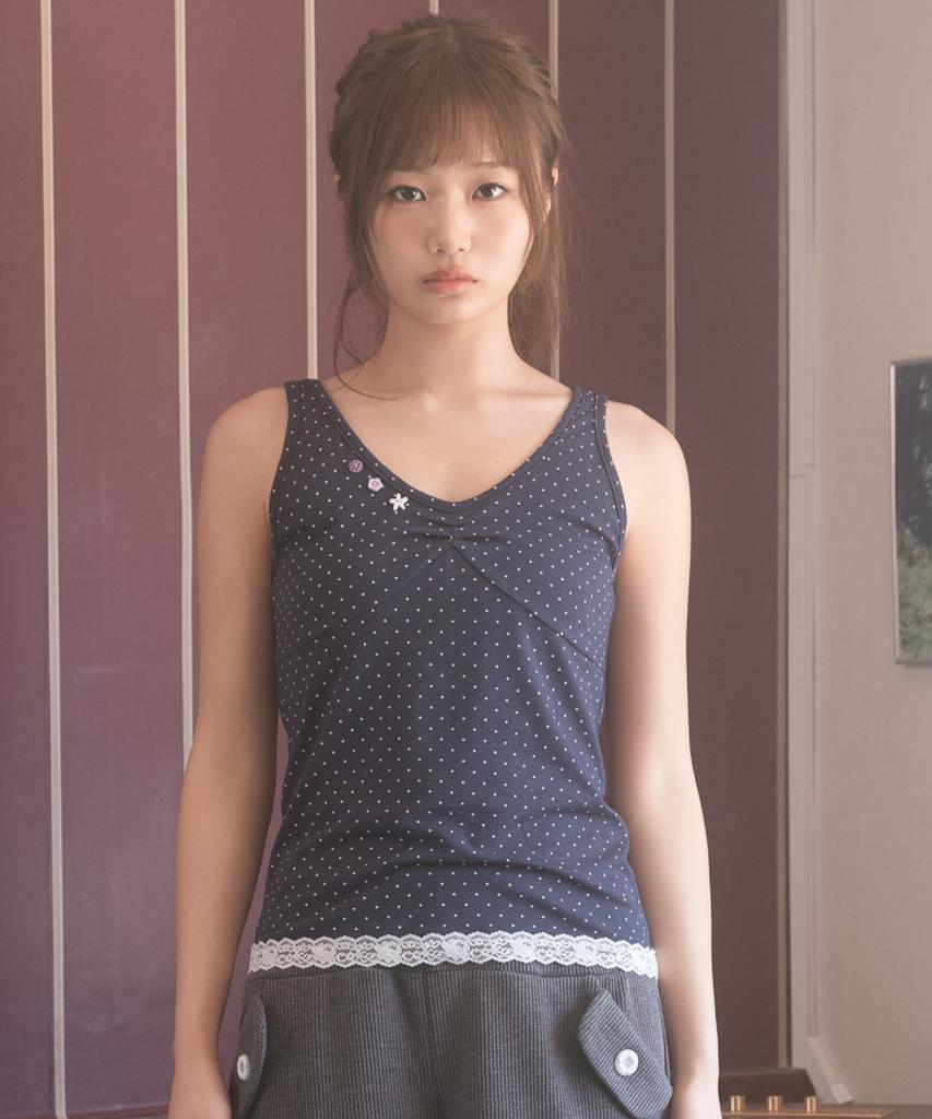 Naien Dot Button Lace Sleeveless