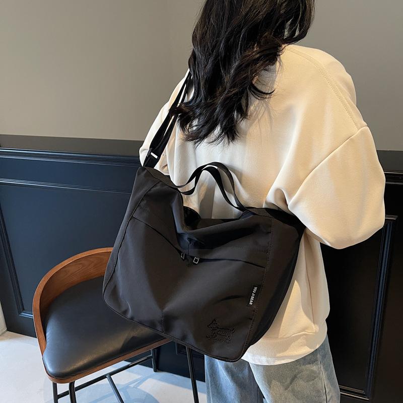 Student Class Handbag Lightweight Waterproof Nylon Cloth Tote Bag Large Capacity Crossbody Bag