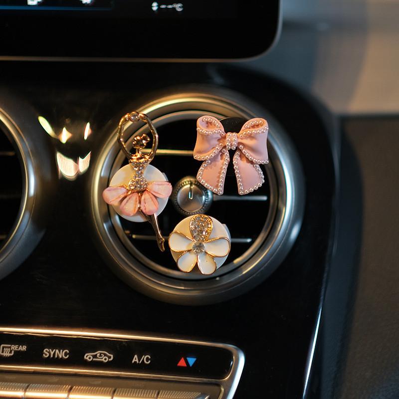

Car Style Cartoon Vent Air Perfume Clip Bear Design Decoration StyleM