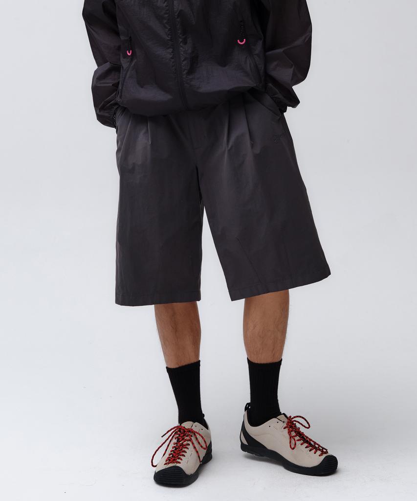 OUTDOOR PRODUCTS Two Tuck Shorts 2 Tuck Shorts