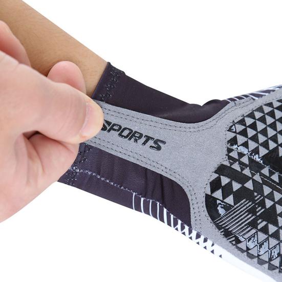 Pánské rukavice Silné Protiskluzové Rukavice bez prstů Tlumiče nárazů Palčáky pro posilovnu