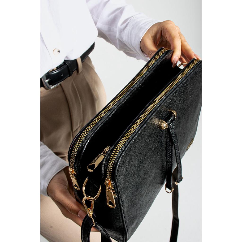 Women's Faux Leather Adjustable Cross Strap 3 Compartment Metal Zipper Shoulder Bag