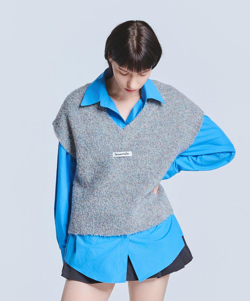 TEN PAST SEVEN Crop Knit Vest - Gray