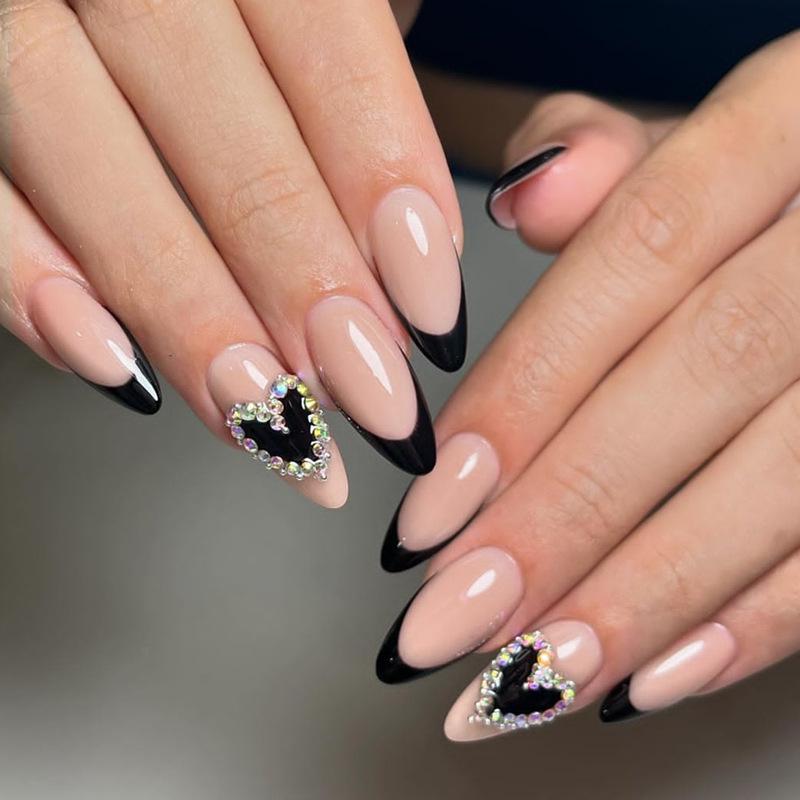 

Heart Rhinestone Wearable False Nails - Almond Shape