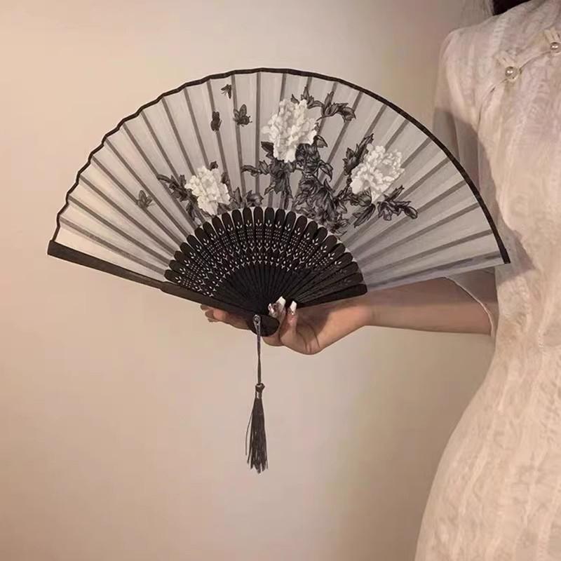 Retro Ink Orchid Silk Folding Fan Chinese Style Ancient Lotus Hand Fans Close Friend Gift Classic Hanfu Decorated Crafts