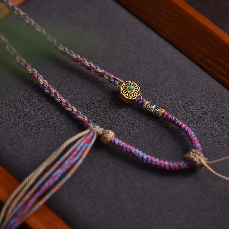 Colier Tibetan Handmade din Frânghie Împletită și Pandantiv Amuletă cu Lanț