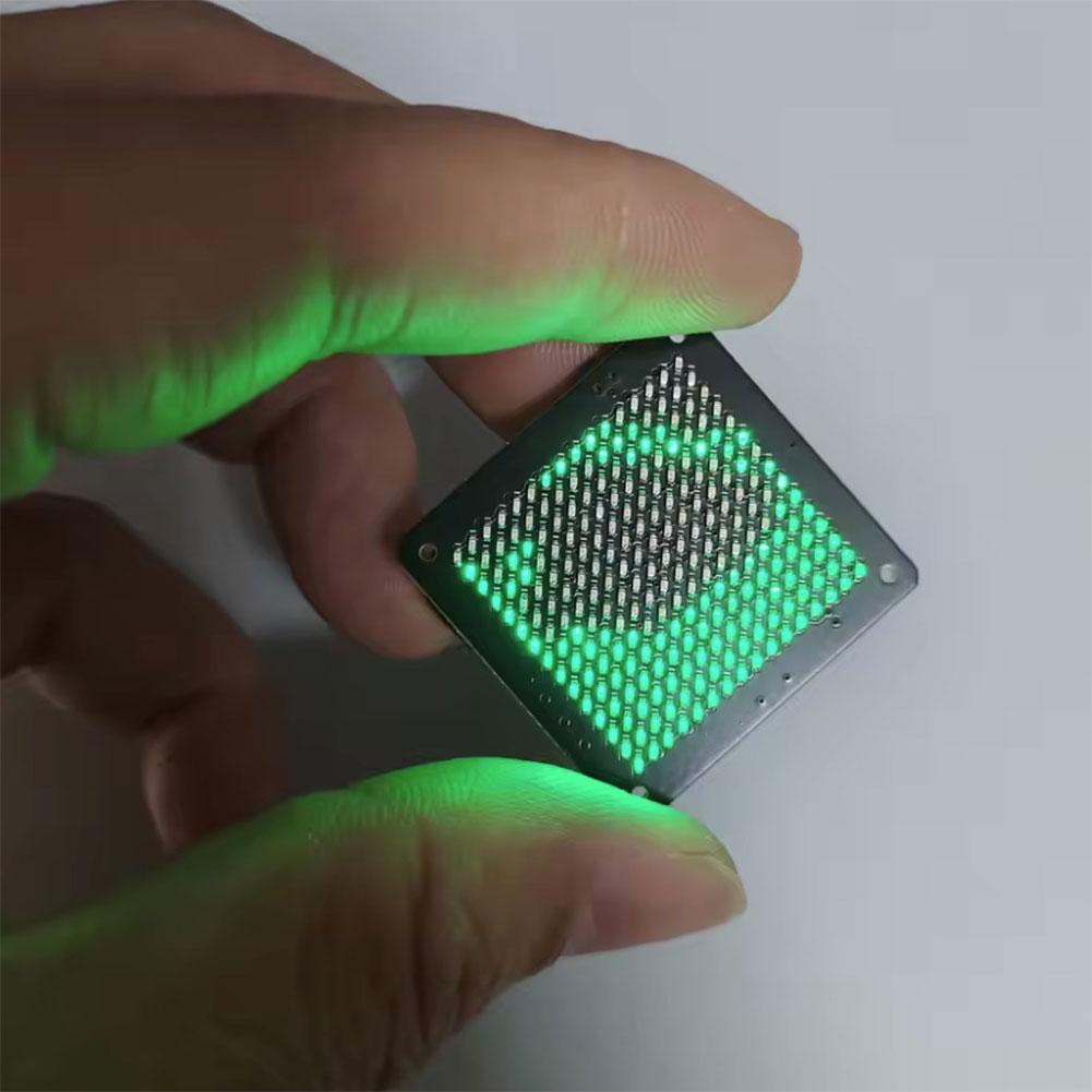 Wasserfluss Schütteln Atmosphäre Dekoration An Tasche Schreibtisch Leuchtende Ornamente LED Schwerkraftreaktiver Anhänger Flüssigkeitssimulation Anhänger