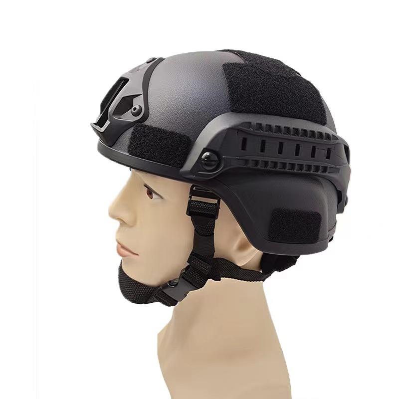 Mickey Easy Action Taktischer Helm ABS-Kunststoffmaterial Universelle Passform Ideal für Outdoor-Sportarten und CS-Skating