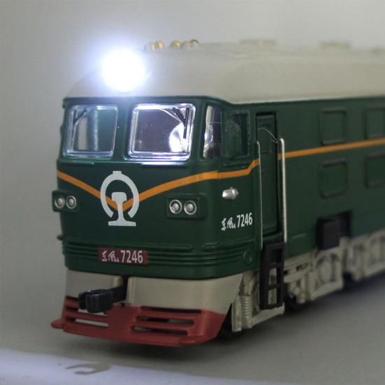 Dětská hračka Retro Diecast Dongfeng Lokomotiva Vláček s LED zvukem