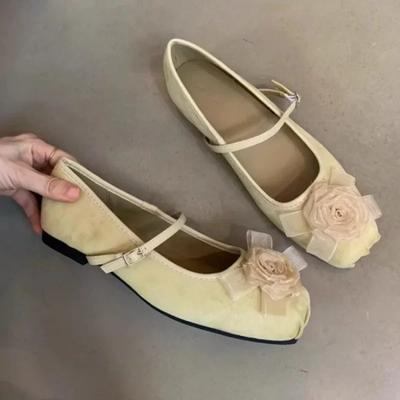 Women's Shoes Autumn New Fashion Mary Jane Flowers Shallow Mouth Flat Sole Comfortable Non Slip White Banquet Casual Shoes