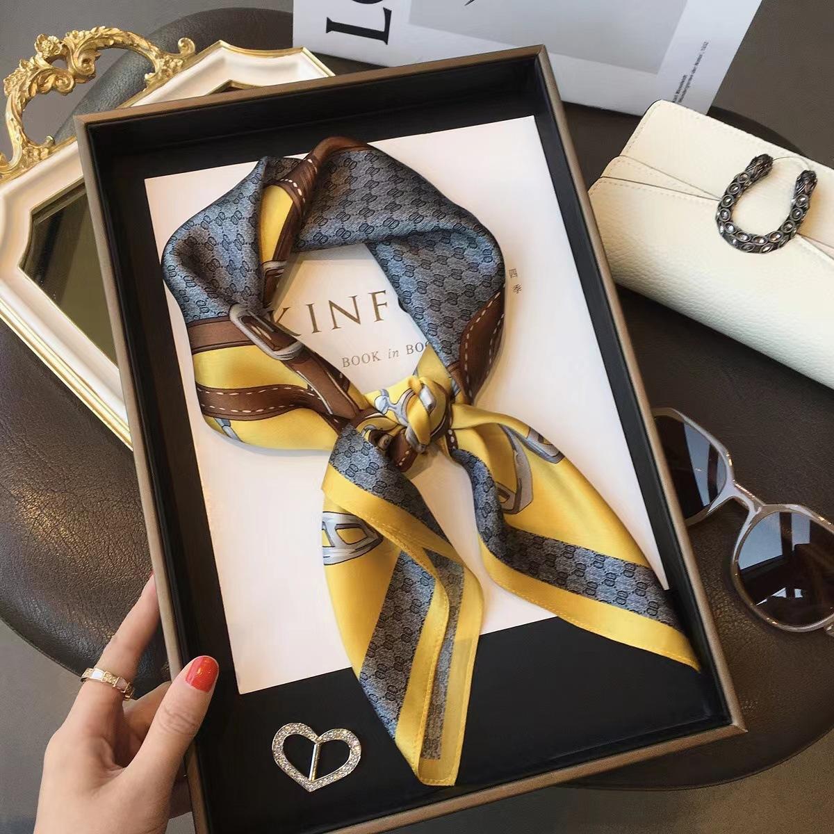 

Маленька квадратна хустка нова шовкова хустка жіноча модна універсальна стюардеса маленька шийна хустка тепла хустка