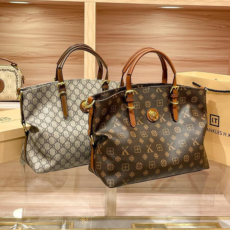 Women's New Large Capacity Single Shoulder Tote Bag Made of Genuine Leather for Commuting, Carrying A Crossbody Tote Bag