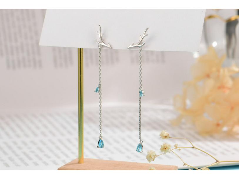 Higu S925 Silver Reindeer Antler Tassel Earrings: Christmas Dangle Studs for Women, Mori Style