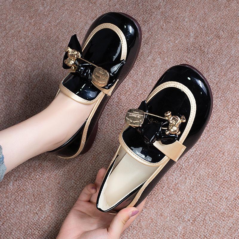 Spring and Autumn soft-soled women's new outer wear one-pedal women's shoes, four-season women's shoes, foot-fitting pregnant women's soft-soled shoes