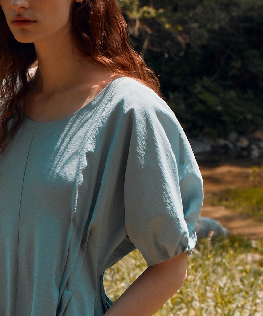 Rie Pintuck Detailed Puff Sleeved Midi Dress Ice Berg