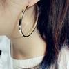 Élégantes Grandes Boucles d'Oreilles Créoles Argentées - Design Minimaliste & Élégant