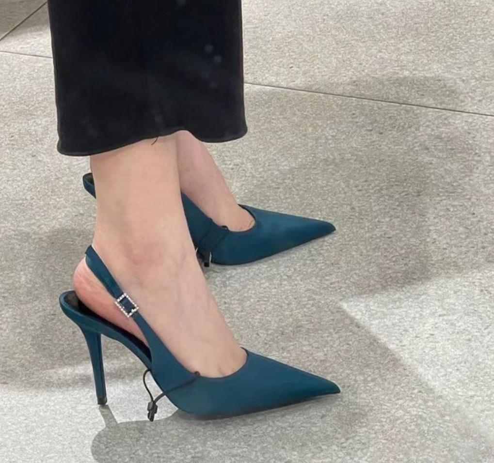 Sandali Neri Slingback 2025 Donna Primavera/Estate Punta Acuta Tacchi Super Alti Donna Scarpa con Elegante Design a Fibbia Bassa sulla Caviglia