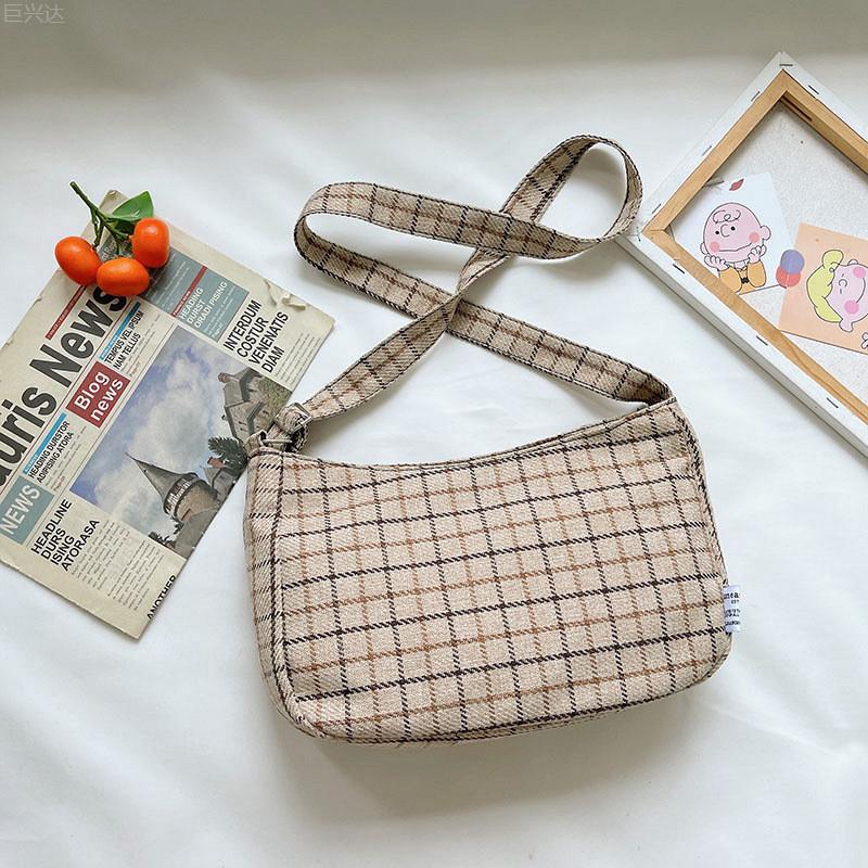 Trendy Korean Inspired Winter Plaid Children s Shoulder Bag Waterproof Lightweight Features хаки