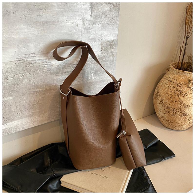 Tooxika French Retro Large Capacity Bucket Bag New Versatile Handbag Messenger Bag