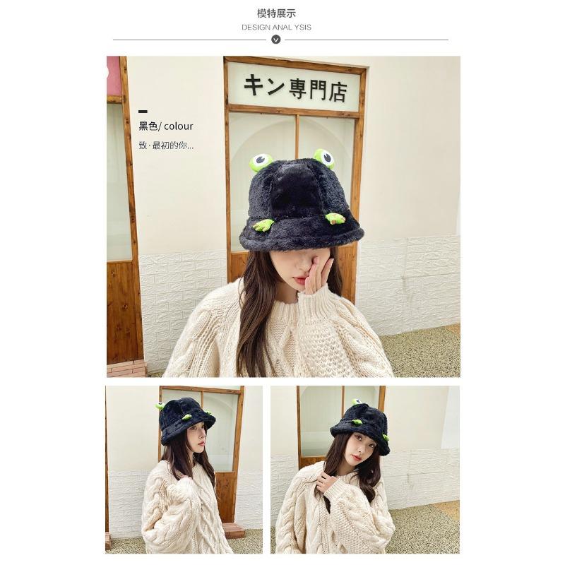 Women College Style Plush Frog Decorated Fisherman Bucket Hat Warm Adjustable Short Brim