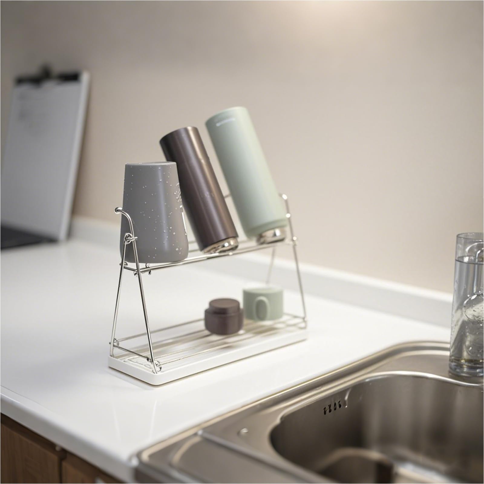 

Бутылка для воды Poyway Складной кувшин для бутылок Бутылка для воды Бутылка для воды Кружка для воды Поднос для сушки В комплекте Подставка, Подставка, Сушилка, Подставка, Стойка, серебряный