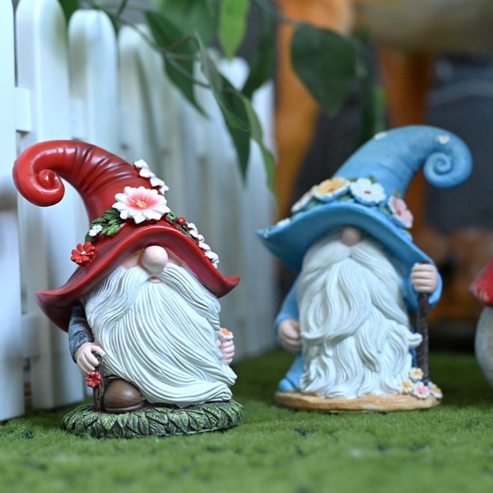 

Handmade Christmas Gnome Figurine Resin Santa Claus Ornament Hotel Office Decor