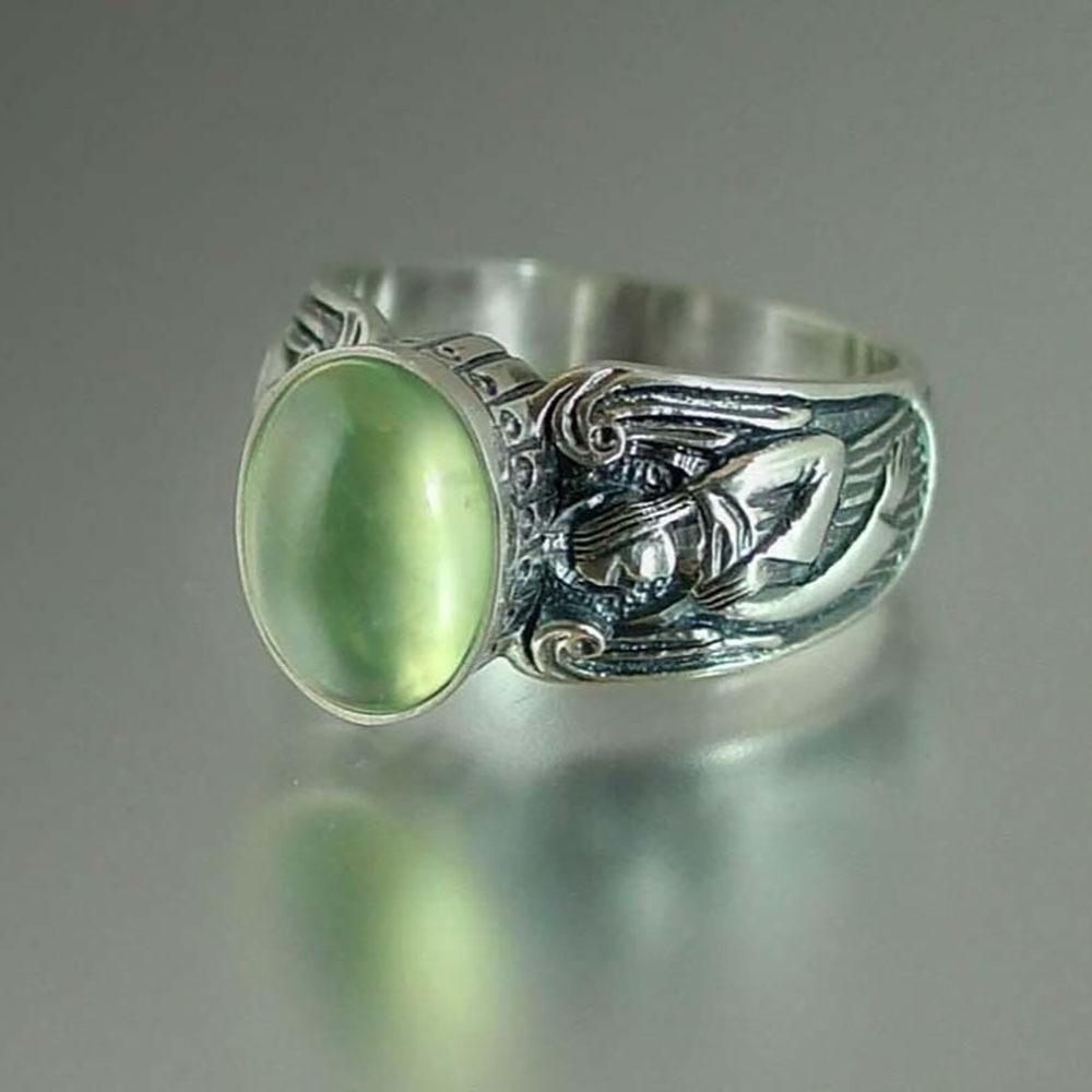 European and American Rings Retro Human Head Shape Light Green Moonstone Popular Ring Jewelry