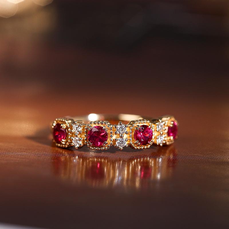 Yin Taifei Roségold Antik-Stil Ring mit Taubenblutrotem Zirkonia für Damen