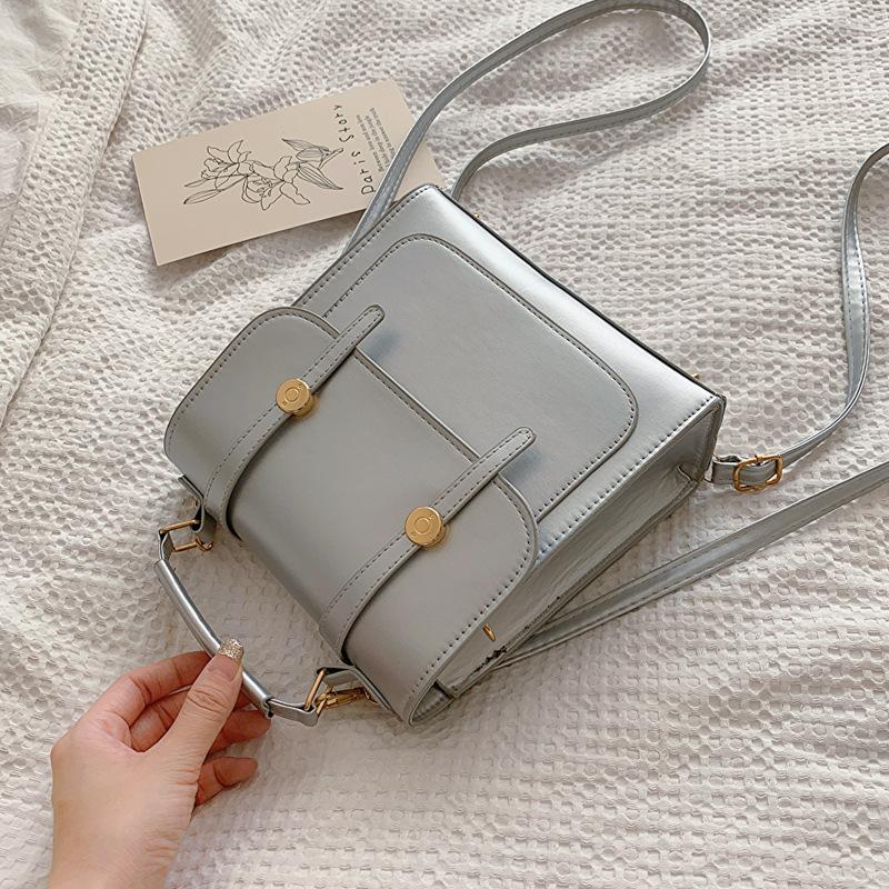 

Простой женский рюкзак осень новый повседневный рюкзак для поездок на работу модный дорожный рюкзак серебряный