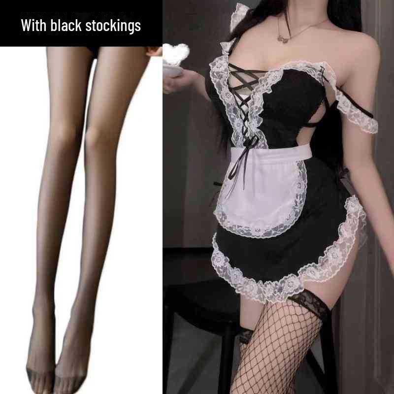 Svůdné krajkové služebničkovské prádlo: Lákavá uniforma s vášnivými šlemi