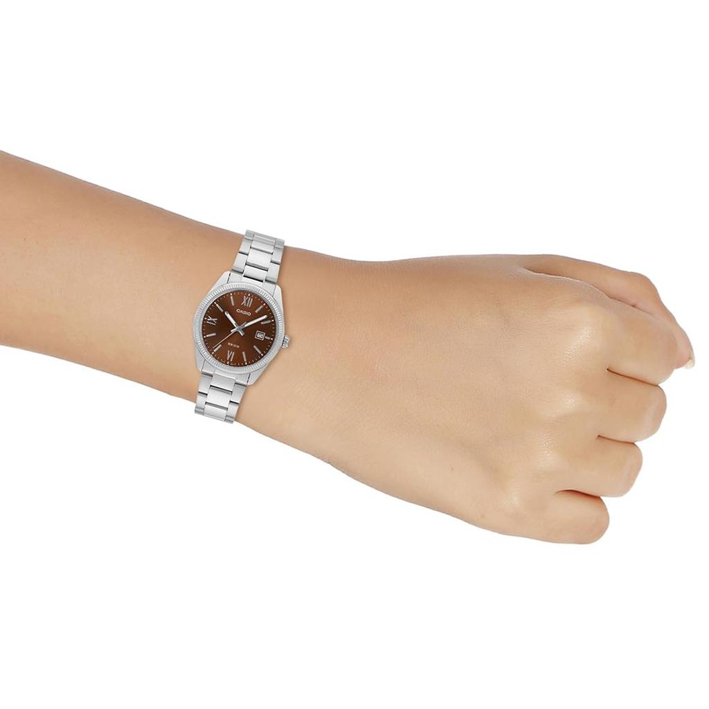 Casio Casual Watch Modern MTP-1302DD-5AVDF, Red, Modern, Red,