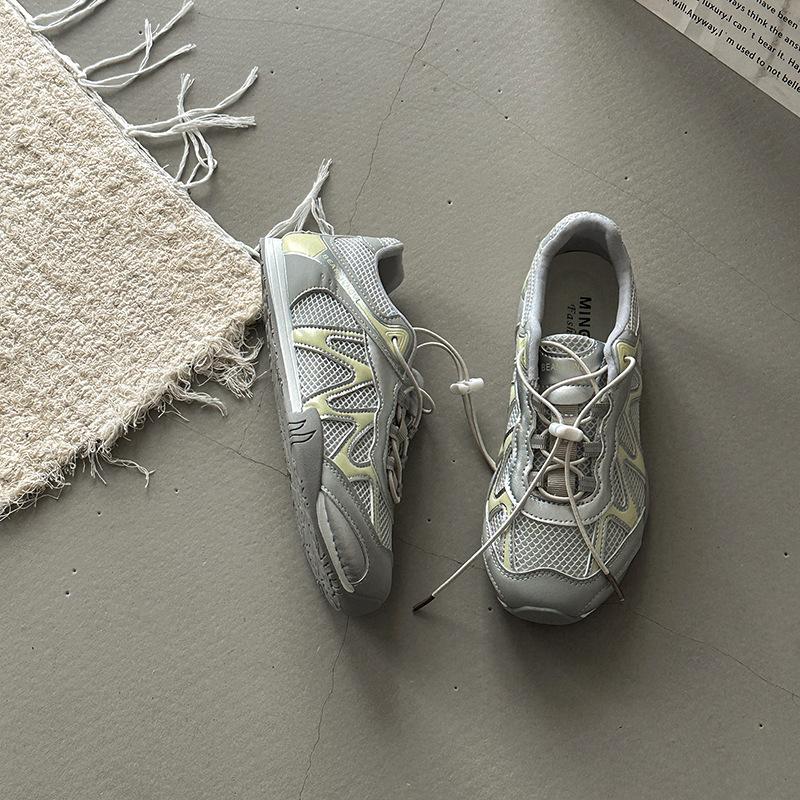 Fashion versatile splicing mesh hollow outdoor wind mountaineering casual shoes women's summer new casual