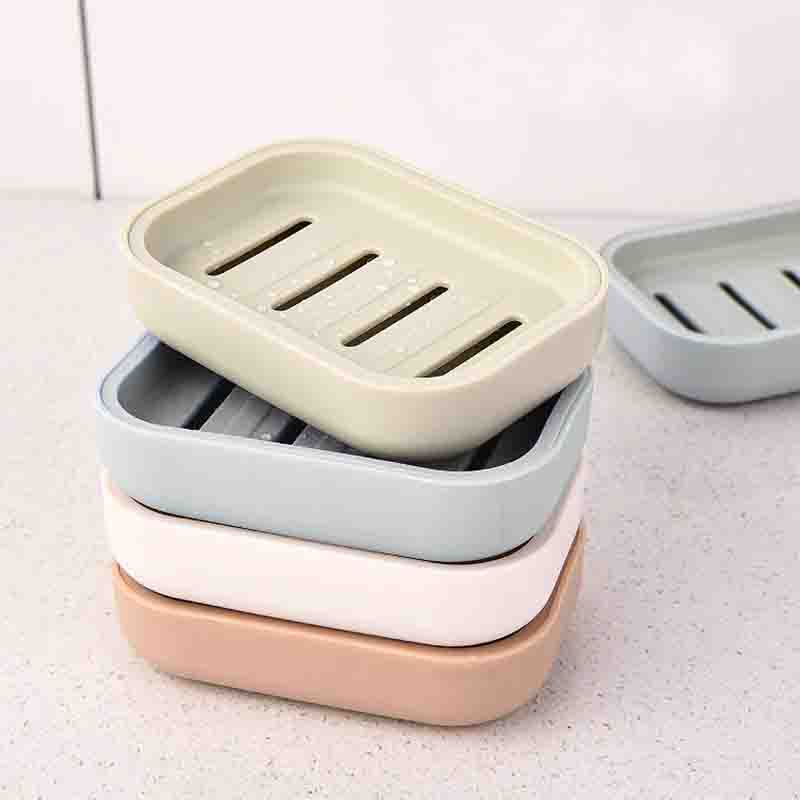 2 Square Thickened Portable Soap Boxes Plastic Soap Boxes Drain Soap Tray Family Bathroom Soap Box Cover for Easy Travel