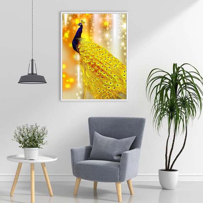 DIY Peacock 5D Diamond Painting Full Round Drill Animal Diamond Embroidery Cross Stitch Rhinestones Home Decor Wall Art Gift