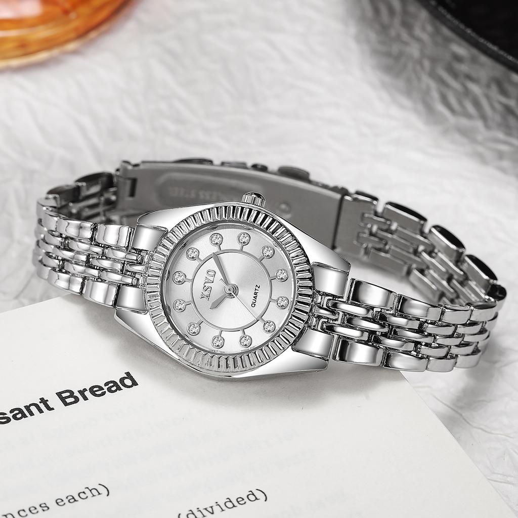 Fashionable and Elegant Round Small Dial with Steel Band Women's Quartz Watch for Christmas and Halloween Gifts