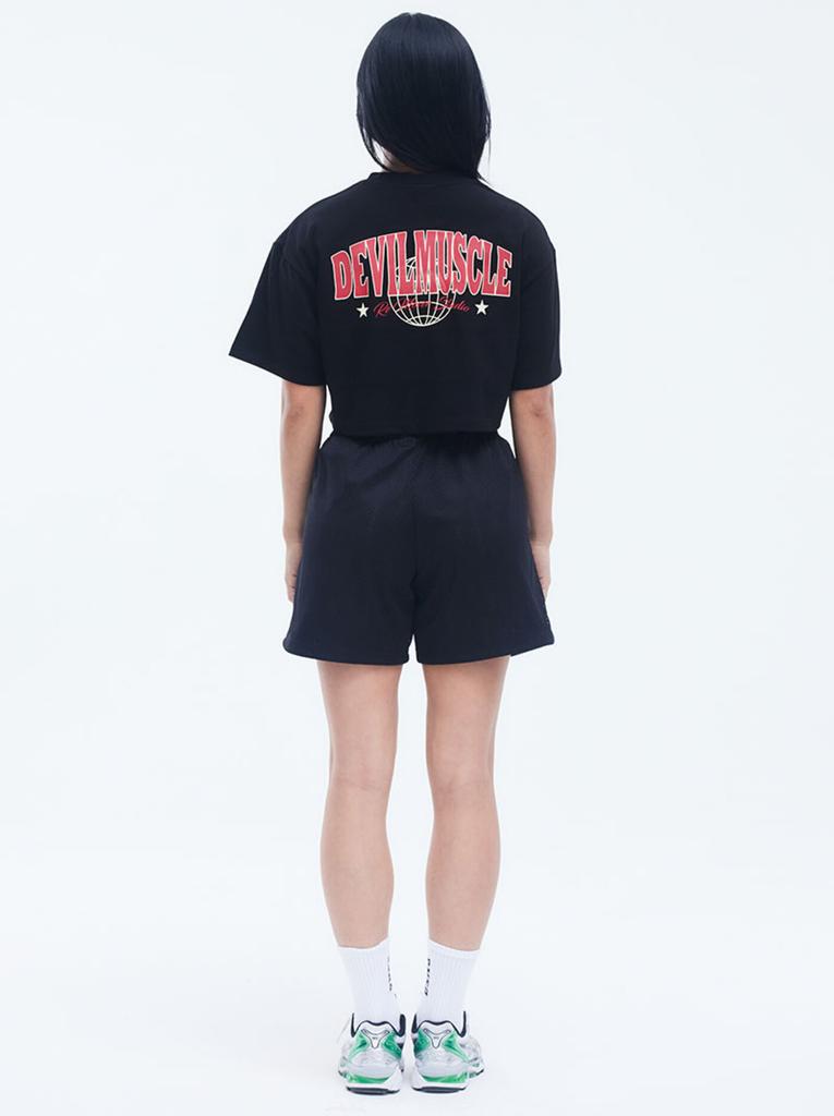REMOVERSTUDIO Woman Devil 1982 Classic Muscle T-Shirt [Black]