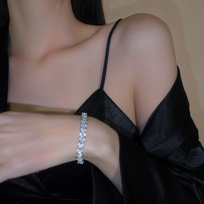 Full of Rhinestones Adjustable Golden Plated Stainless Steel Bracelet For Women 2022 New Trendy Square Zircon Bracelet