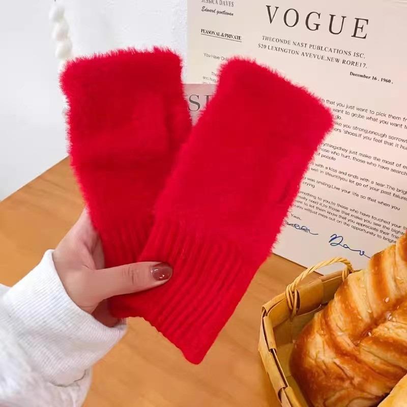 Plush plush half-section half-finger gloves women's winter warm wrist guards dew fingers students typing and writing solid color