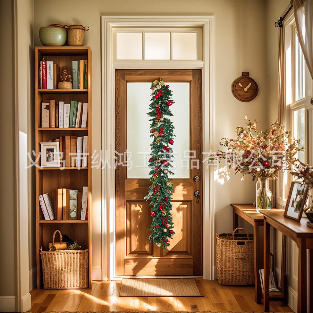 Christmas Garland with Pinecones Red Berries, Artificial Rattan for Xmas Tree Stairs, Door New Year Decoration