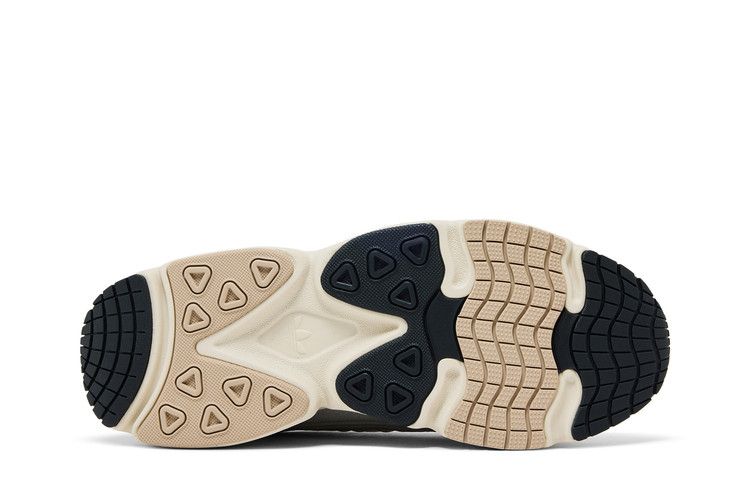 adidas Ozmillen Kreideweiß Karbon Wunderbeige (Damen)