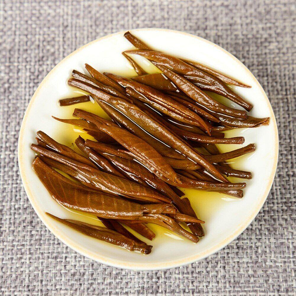 Big Single Bud Černý čínský čaj Bio Fengqing Big Golden Needle Tea 100g