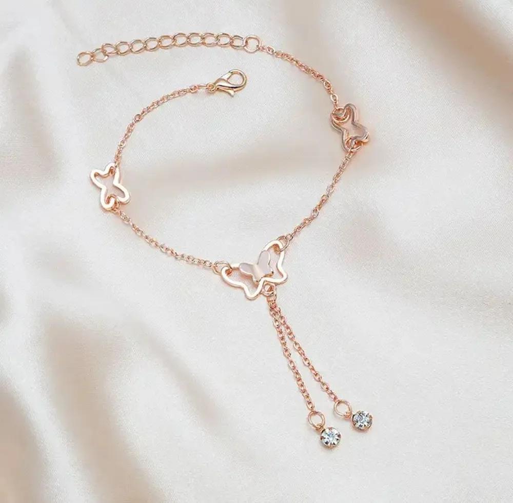 Hollow Butterfly Anklet Adjustable Chain Beach Style Foot Bracelet Lightweight Metal Charm Jewelry for Women Girls Summer Accessories