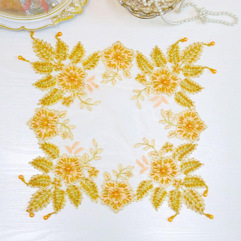 NEU Perlenstickerei Tischset Stoff Hochzeit Weihnachten Blumen Essplatzset Küche Tischdekoration und Zubehör