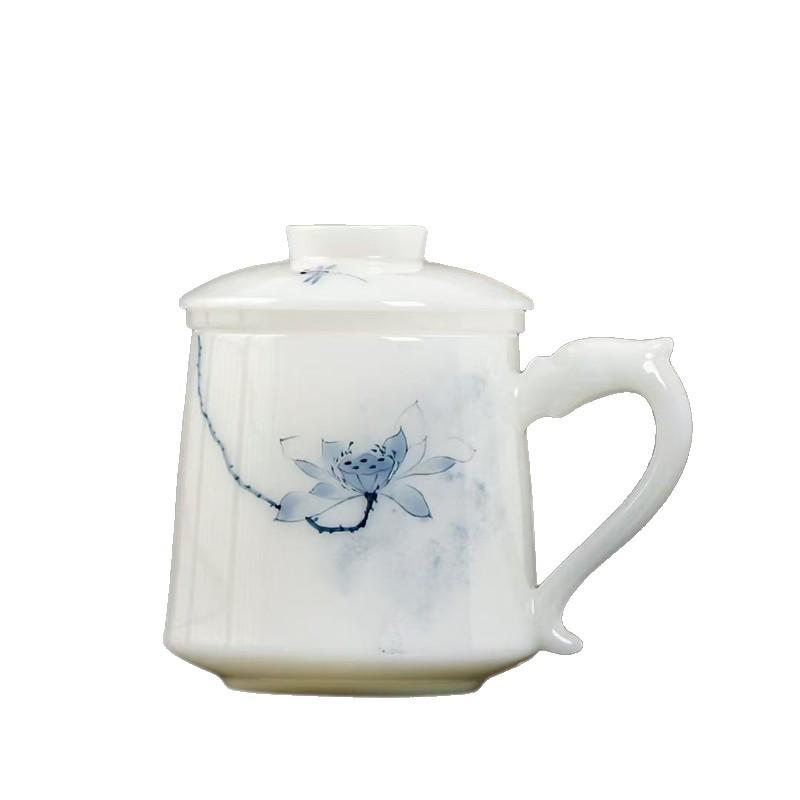 Large Hand-Painted Jade Porcelain Cup with Lid and Handle for Tea Brewing