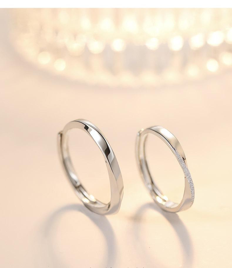 S925 Sterling Silver Möbius Ring: Women's Adjustable Luxury Plain Band Design