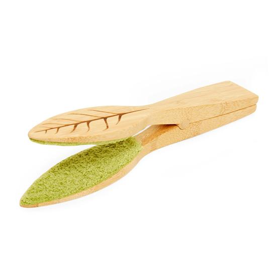 Yousheng Leaf Cleaner Clips with Magnets Natural Pinewood Leaf-Shaped Tongs Double Brush Head Long Handle Leaf Cleaner Tool